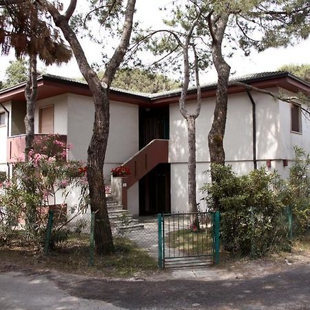 Villa Chiara Rosolina Mare Exterior photo
