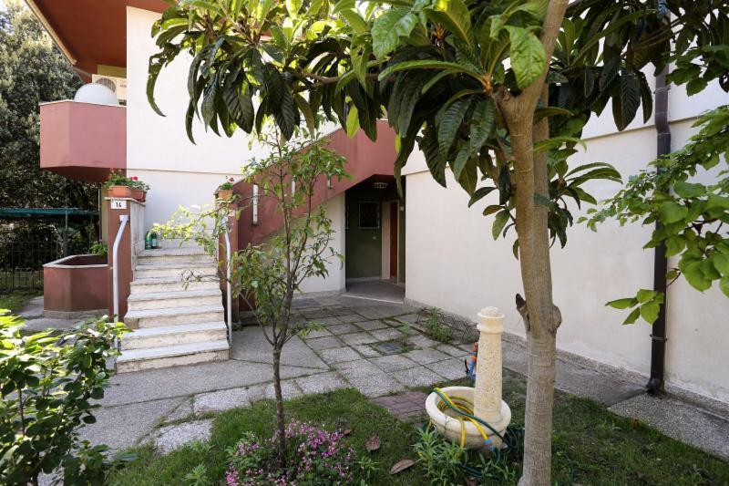 Villa Chiara Rosolina Mare Exterior photo